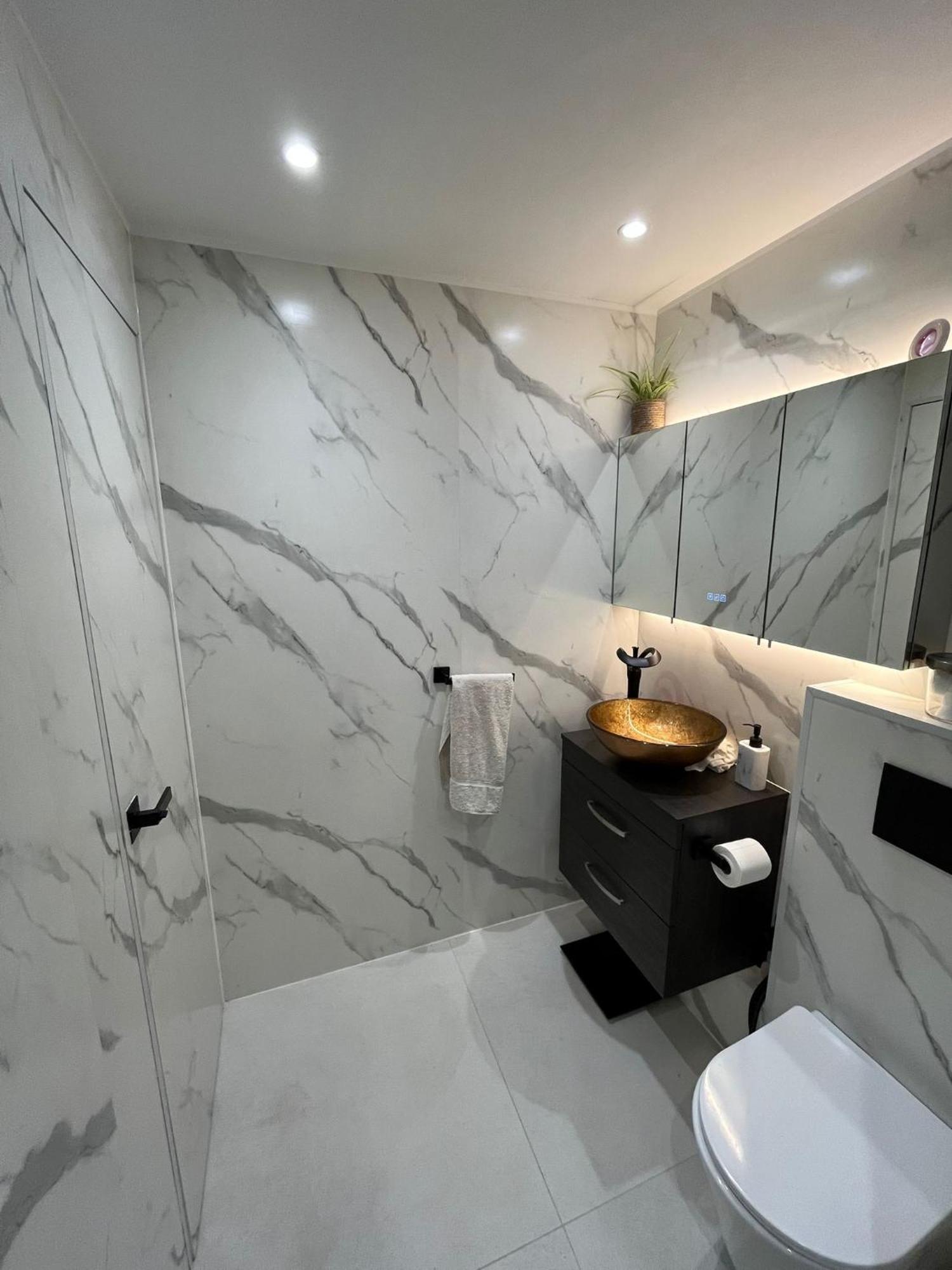 Lovely Double Bedroom In Rotherhithe London Exterior photo